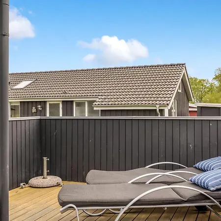 Danail - 250m From The Sea By Interhome Feriehus