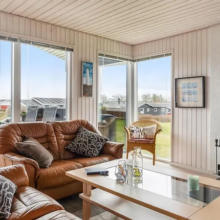 Danail - 250m From The Sea By Interhome